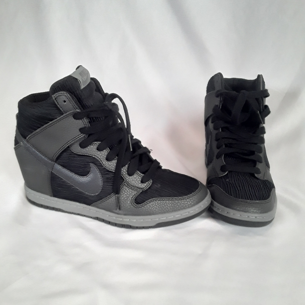 Nike 528899-015